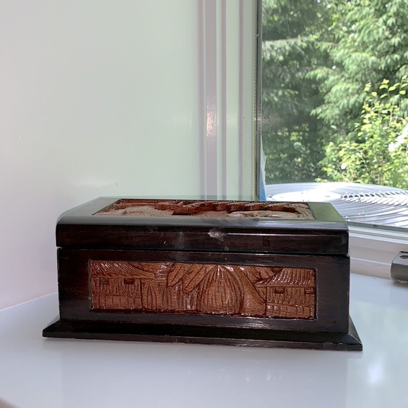 Vintage Hand-carved Wood Jewelry Box - Picture 13 of 13